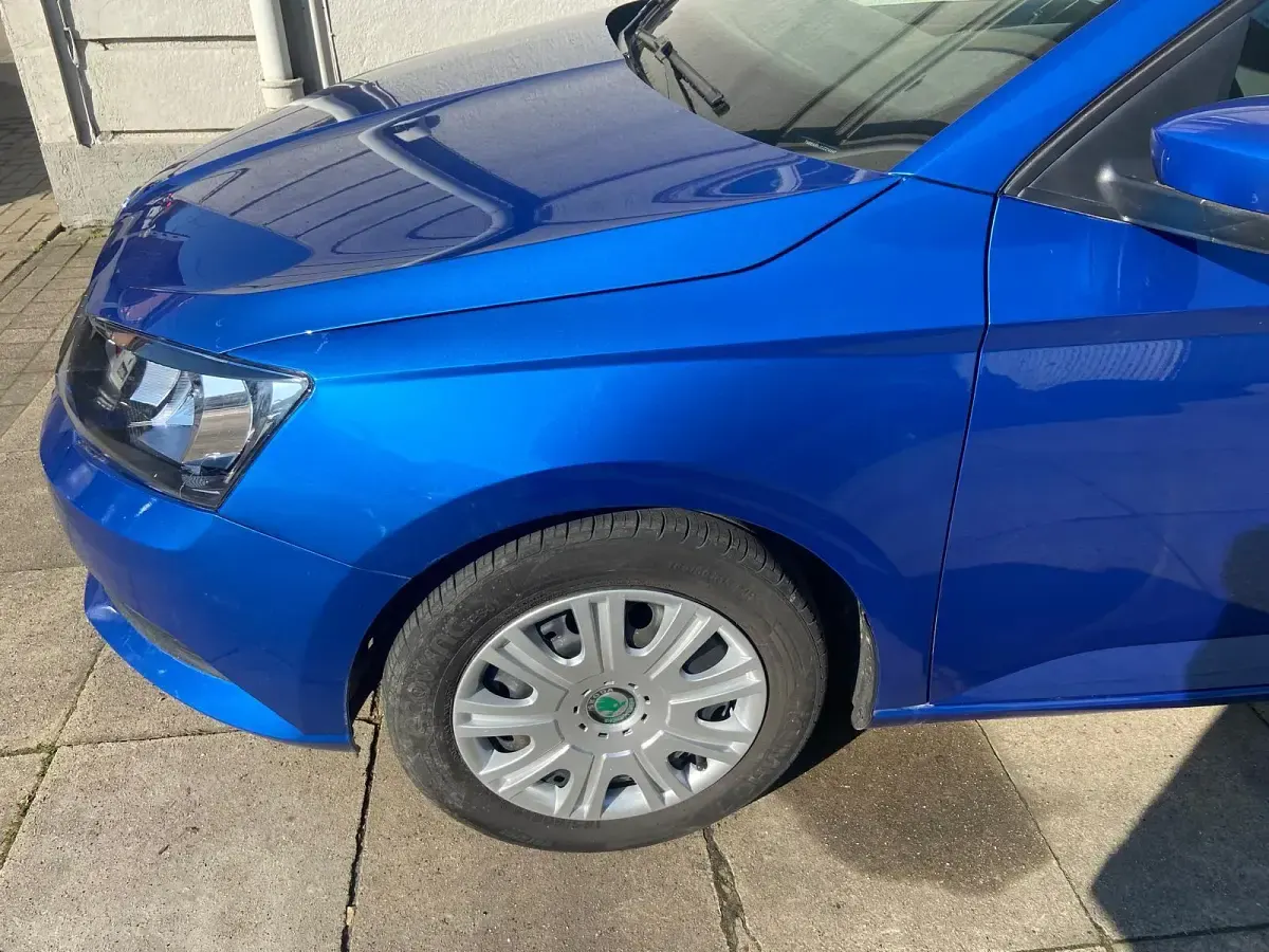 Gebraucht Skoda Fabia 60 PS (44 kW) 2018 Blau Kleinwagen