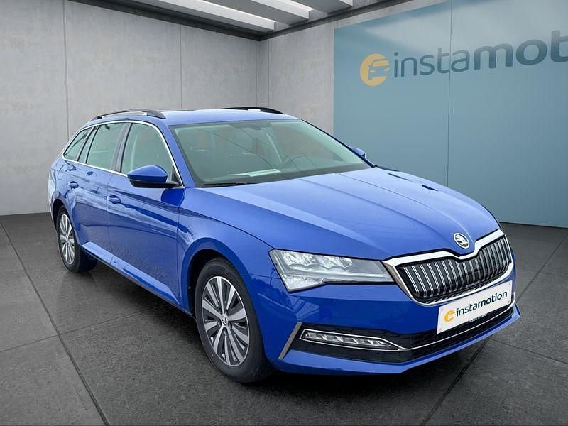 Gebraucht Skoda Superb 218 PS (160 kW) 2021 Blau Kombi