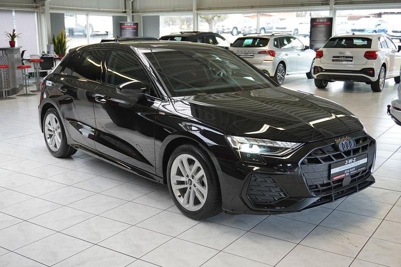 Neu Audi A3 S-Line 150 PS (110 kW) 2026 Schwarz Limousine