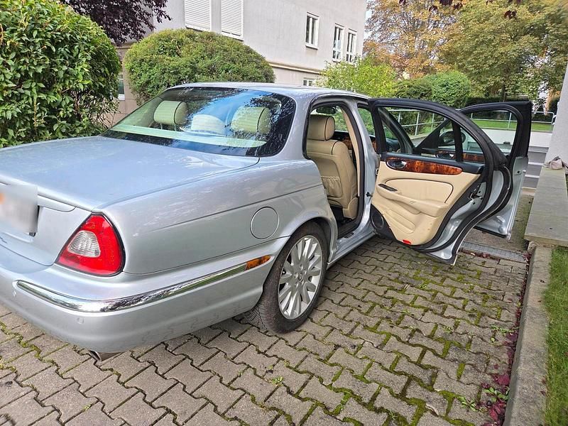 Gebraucht Jaguar XJ 298 PS (219 kW) 2007 Silber Limousine