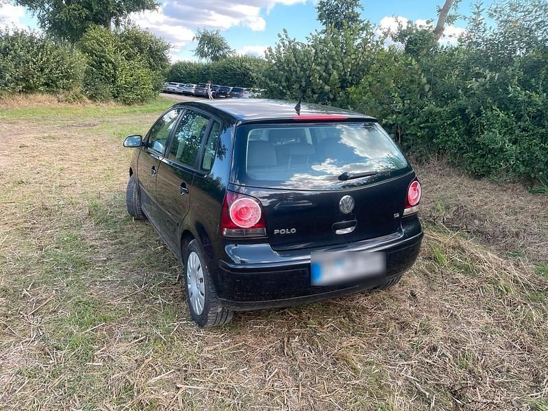 Gebraucht VW Polo 69 PS (50 kW) 2008 Schwarz Kleinwagen