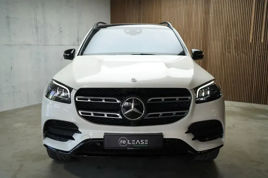 Gebraucht Mercedes GLS400 AMG 330 PS (242 kW) 2023 Diamantweiss  metalliclack SUV