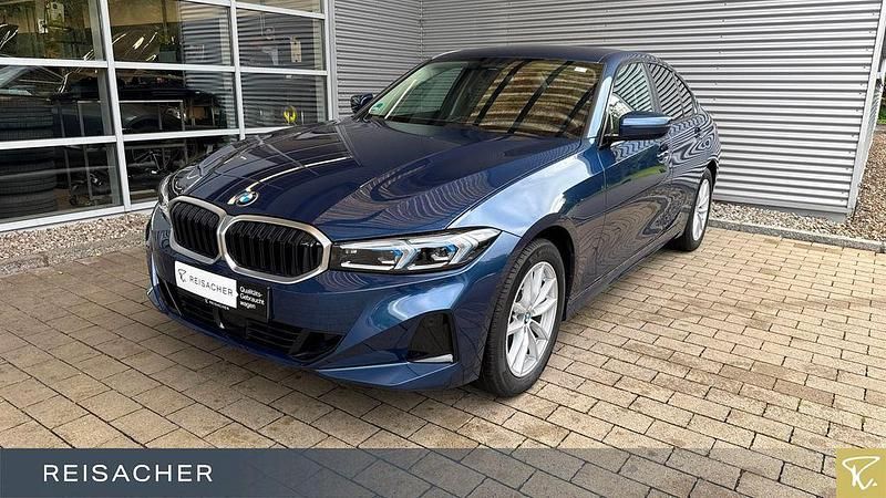 Blau Gebraucht 2024 BMW 320 Comfort Edition Limousine | 36.349 € (Superpreis) - Bild 1/4
