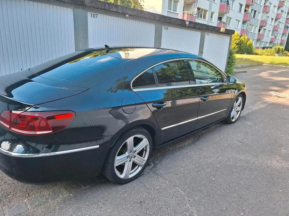 Gebraucht VW Passat 140 PS (102 kW) 2012 Schwarz Limousine