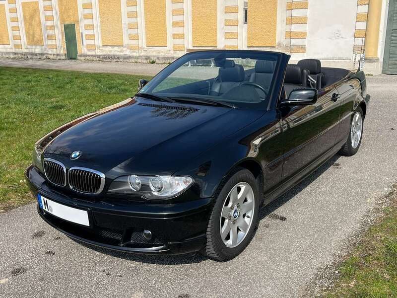 Black sapphire metallic Gebraucht 2003 BMW 325 Cabriolet Cabrio | 17.990 € (Teuer) - Bild 1/4
