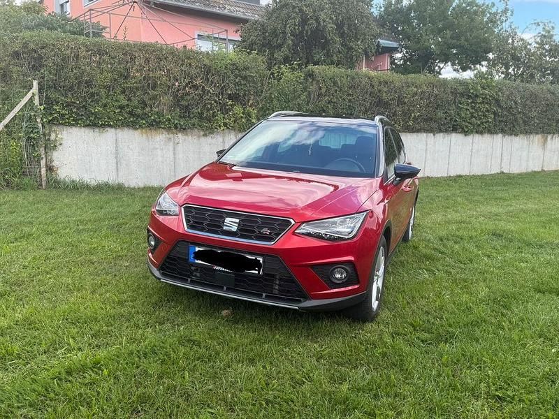 Rot Gebraucht 2019 Seat Arona FR SUV | 16.500 € (Fairer Preis) - Bild 1/4