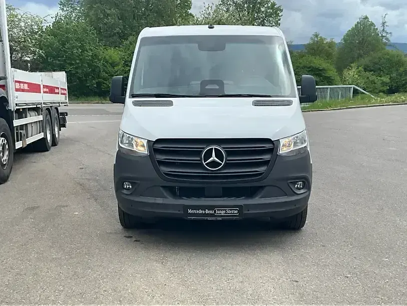 Gebraucht Mercedes Sprinter 150 PS (110 kW) 2025 Arktikweiß Van
