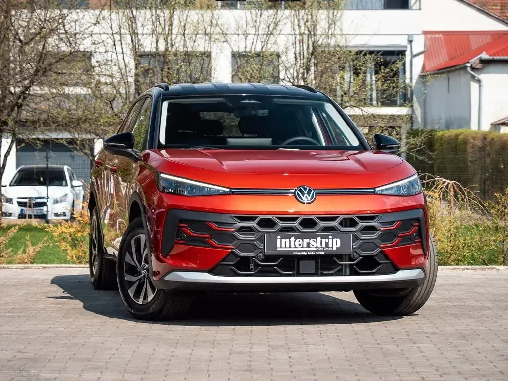 Gebraucht VW T-Roc Life 116 PS (85 kW) 2026 Rot SUV