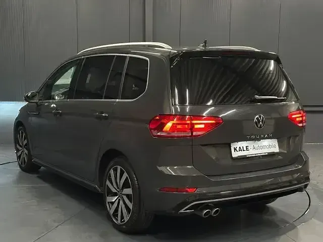 Gebraucht VW Touran Highline 150 PS (110 kW) 2021 Grau Van / Kleinbus