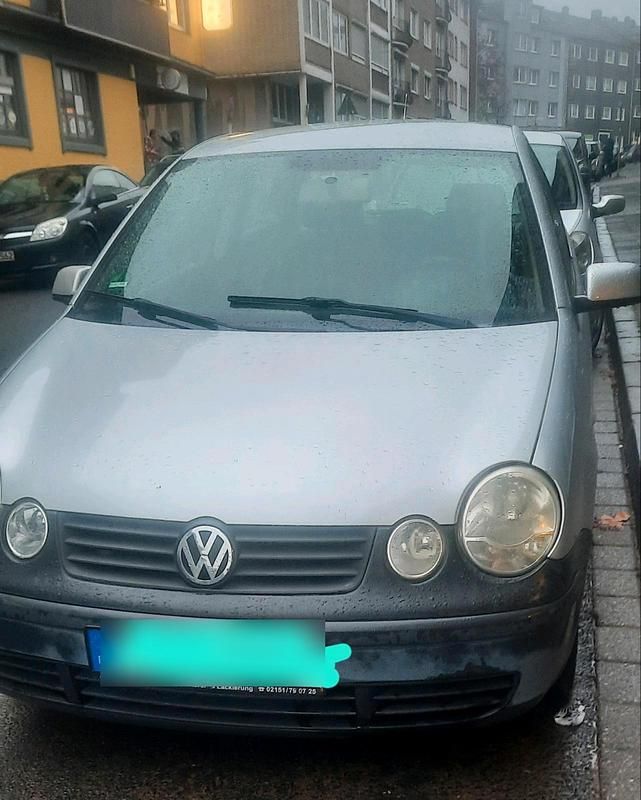 Silber Gebraucht 2004 VW Polo Kleinwagen | 800 € (Guter Preis) - Bild 1/4