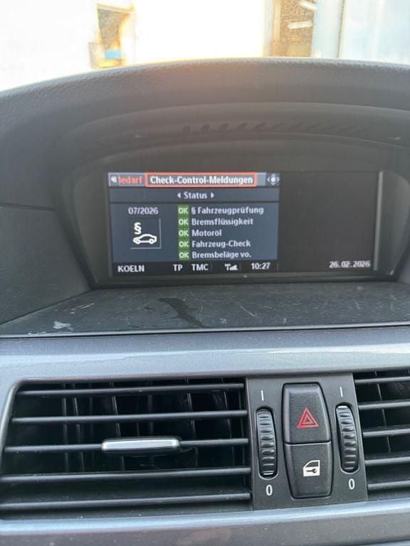 Gebraucht BMW 530 231 PS (169 kW) 2007 Blau Kombi