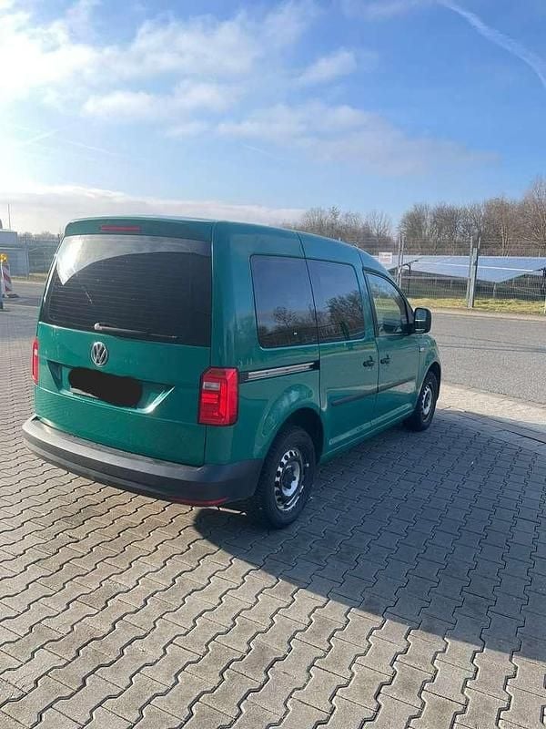 Usata VW Caddy 75 CV (55 kW) 2018 Monovolume