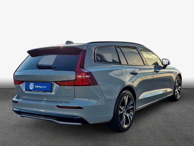 Gebraucht Volvo V60 Plus 197 PS (144 kW) 2025 Vapour grey Kombi