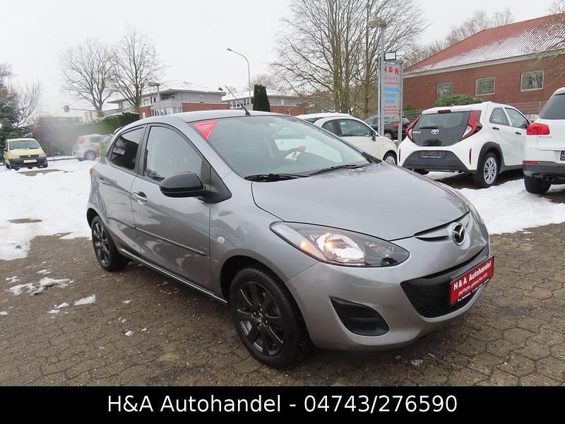 Gebraucht Mazda 2 75 PS (55 kW) 2015 Grau Kleinwagen