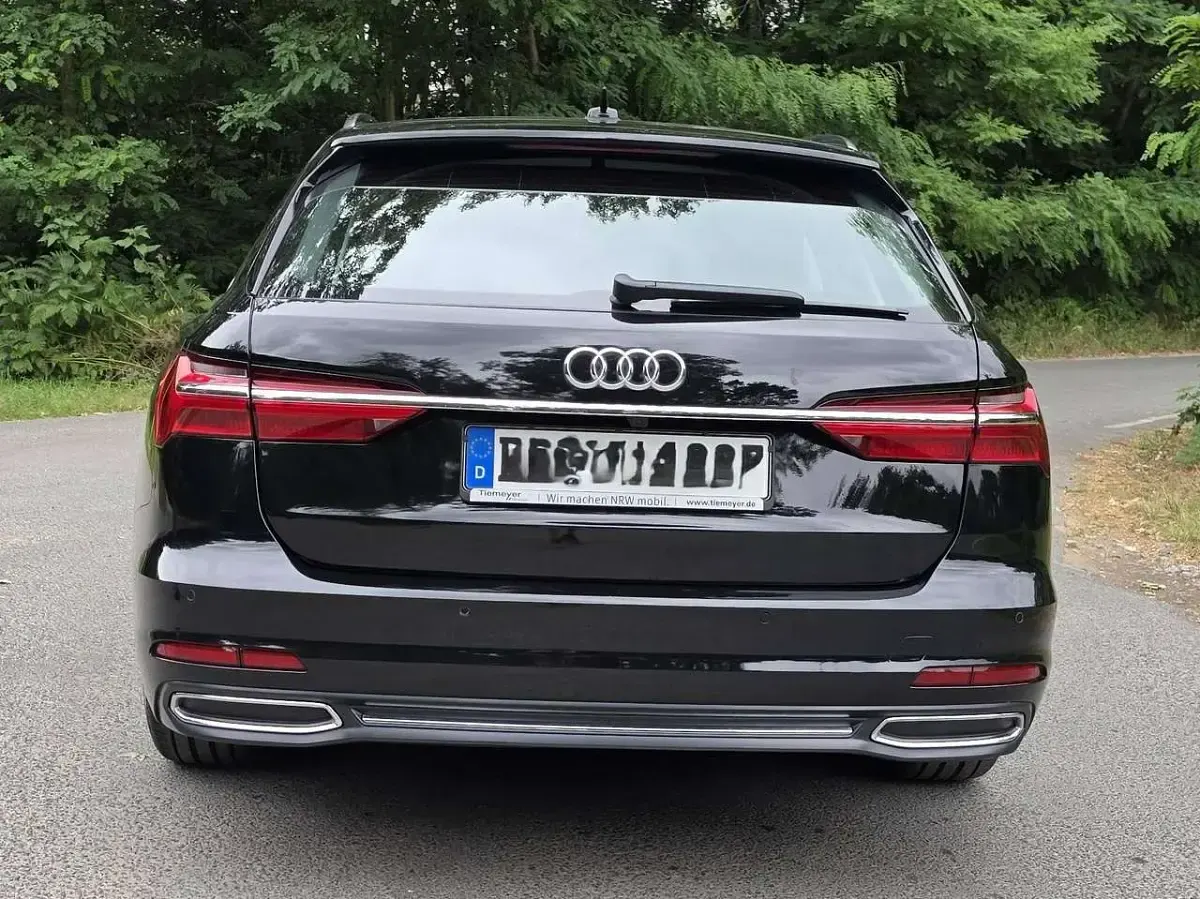 Gebraucht Audi A6 Sport 163 PS (119 kW) 2021 Schwarz Kombi