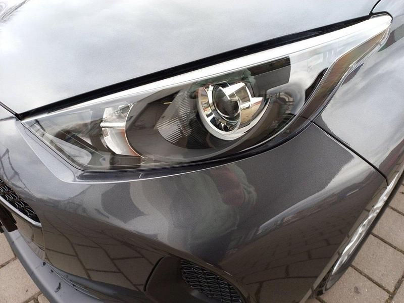 Neu Mazda 2 Center-Line 116 PS (85 kW) 2025 Kleinwagen