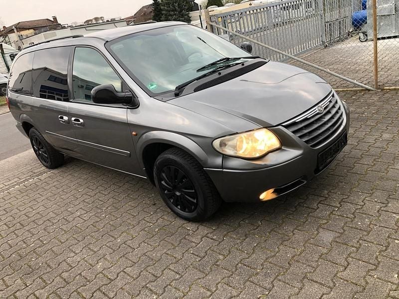 Gebraucht Chrysler Grand Voyager 150 PS (110 kW) 2007 Grau Van / Kleinbus