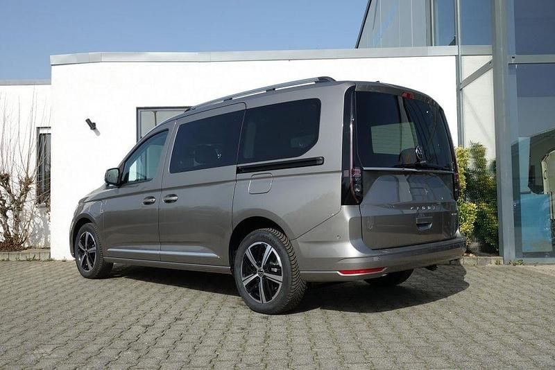 Neu VW Caddy Maxi Style 150 PS (110 kW) 2026 Mojave beige metallic Van / Kleinbus