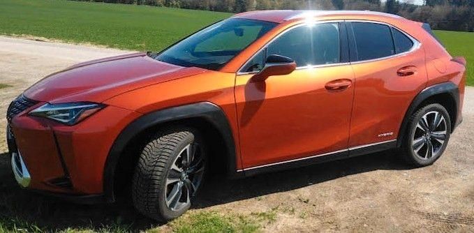 Gebraucht Lexus UX 184 PS (135 kW) 2021 Orange SUV