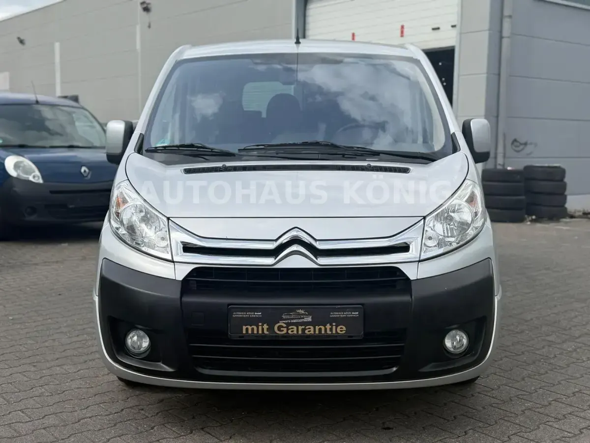 Gebraucht Citroën Jumpy Tendance 128 PS (94 kW) 2013 Grau Van / Kleinbus