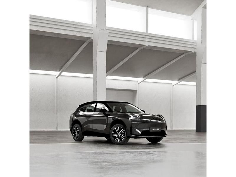 Neu Lynk & Co 08 345 PS (253 kW) 2025 Schwarz SUV