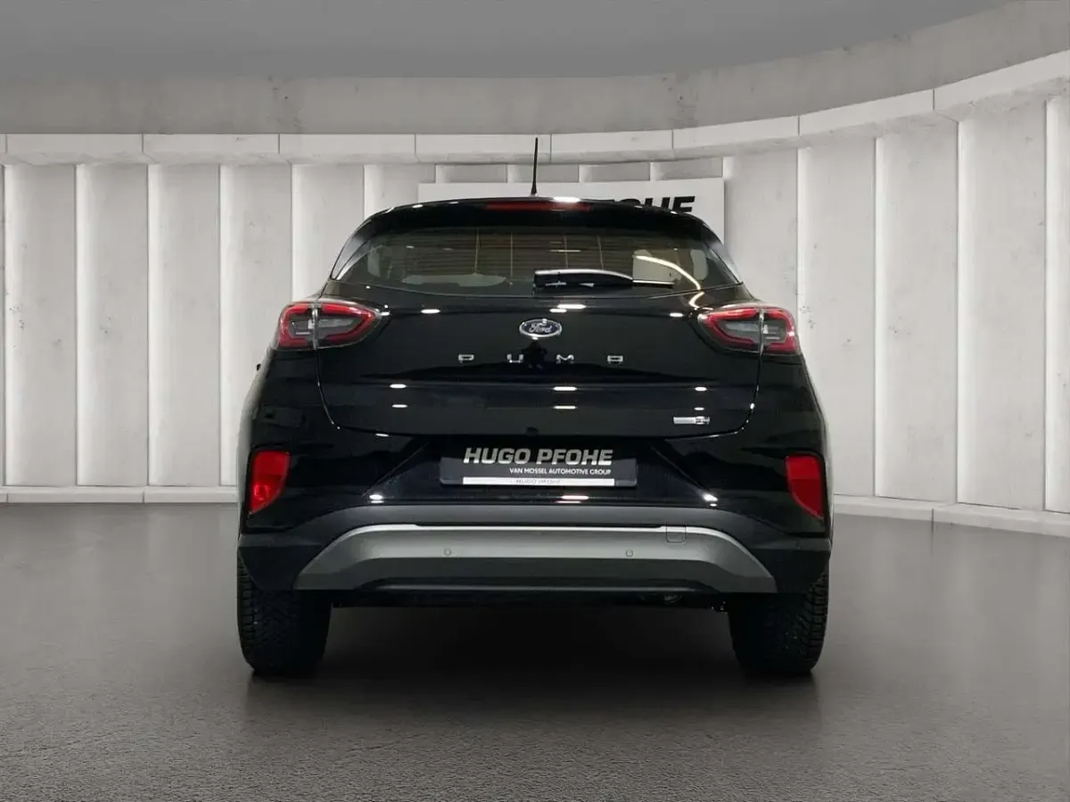 Gebraucht Ford Puma Titanium 125 PS (91 kW) 2022 Agate black metallic SUV
