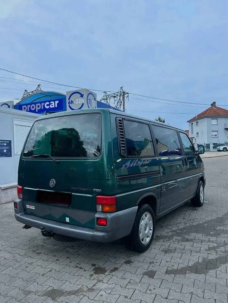 Gebraucht VW Multivan 102 PS (75 kW) 1999 Van / Kleinbus
