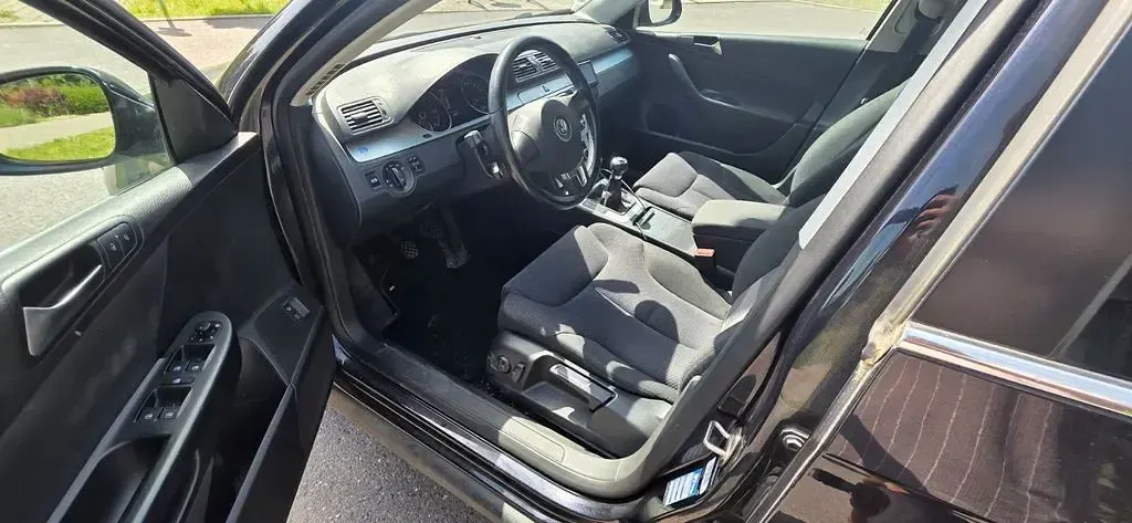 Gebraucht VW Passat Comfortline 110 PS (80 kW) 2010 Schwarz Kombi