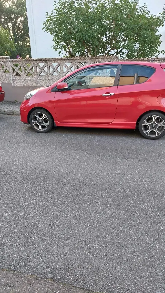Gebraucht Kia Picanto 86 PS (63 kW) 2014 Rot Kleinwagen