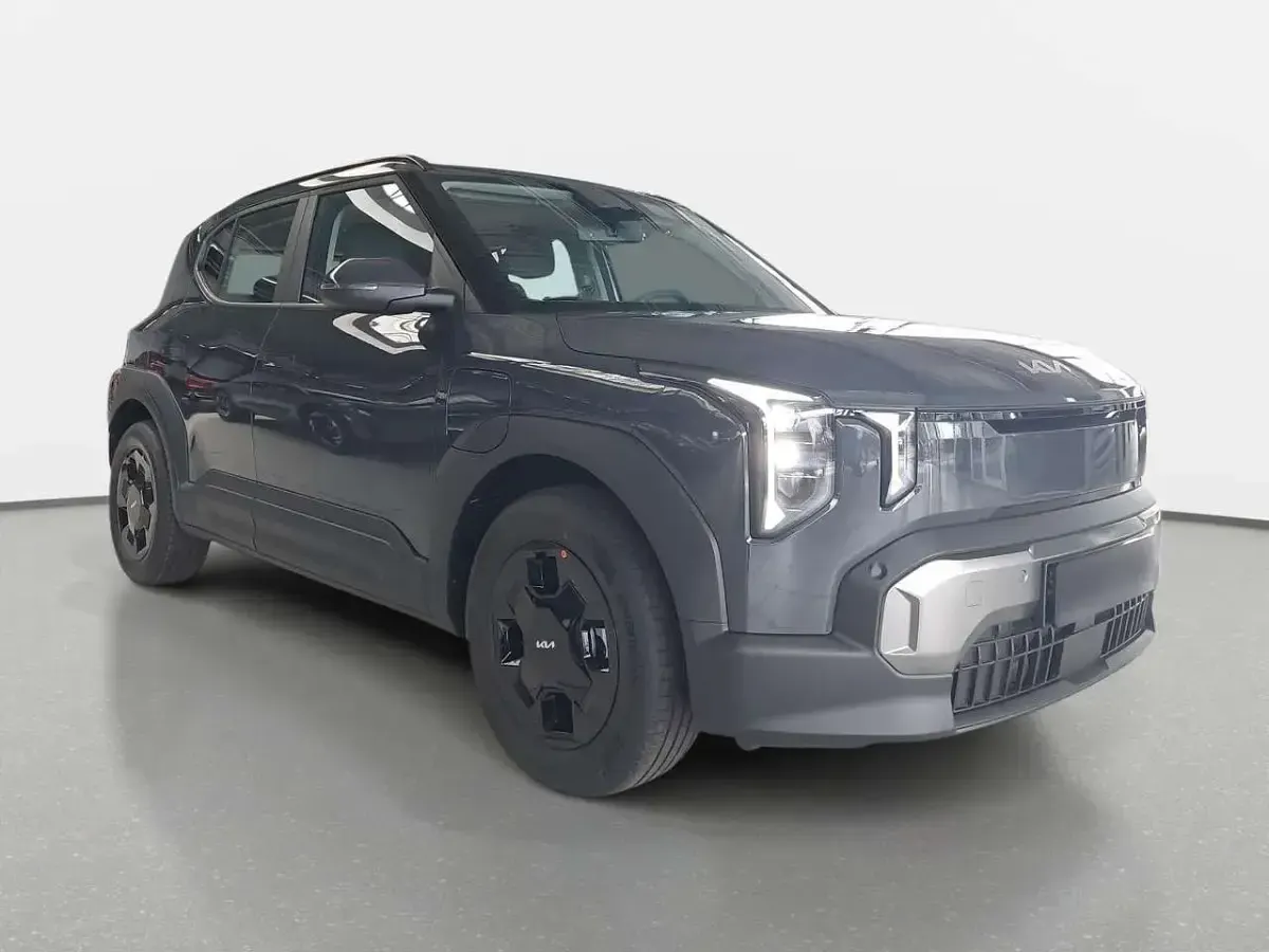 Neu Kia EV2 Air 108 kW (147 PS) 2026 Grau SUV