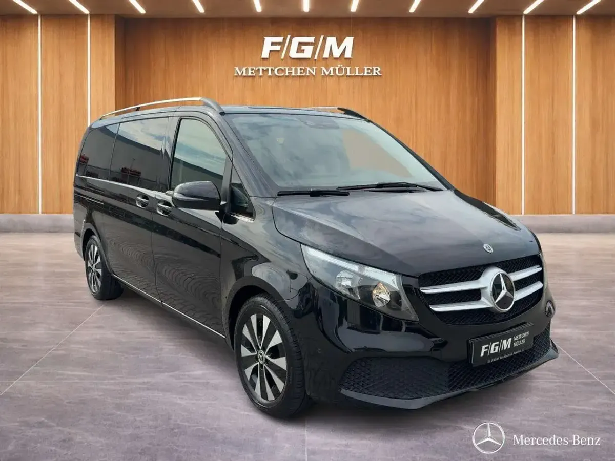 Gebraucht Mercedes V250 190 PS (139 kW) 2022 Obsidianschwarz Van / Kleinbus