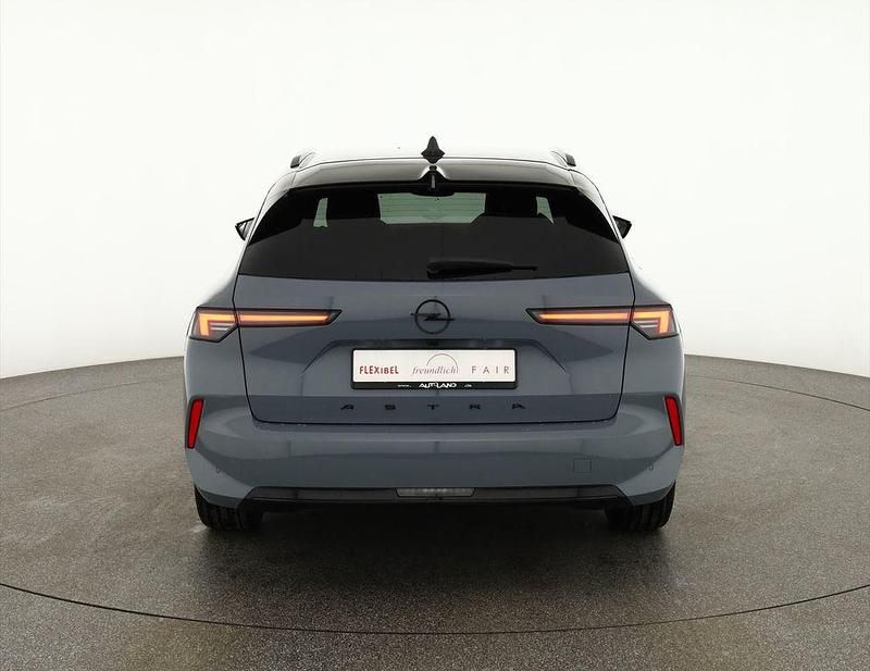 Neu Opel Astra 131 PS (96 kW) 2025 Grau Kombi