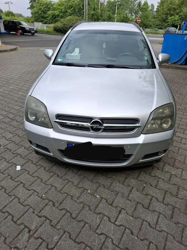 Silber Gebraucht 2004 Opel Vectra Kombi | 1.300 € (Fairer Preis) - Bild 1/4