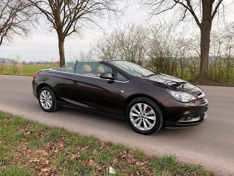 Gebraucht Opel Cascada 165 PS (121 kW) 2014 Braun Cabrio