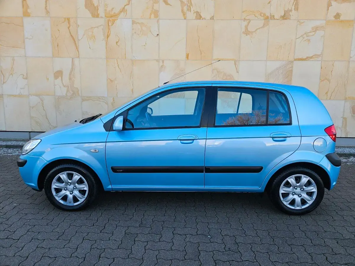 Gebraucht Hyundai Getz Basis 67 PS (49 kW) 2008 Blau Kleinwagen