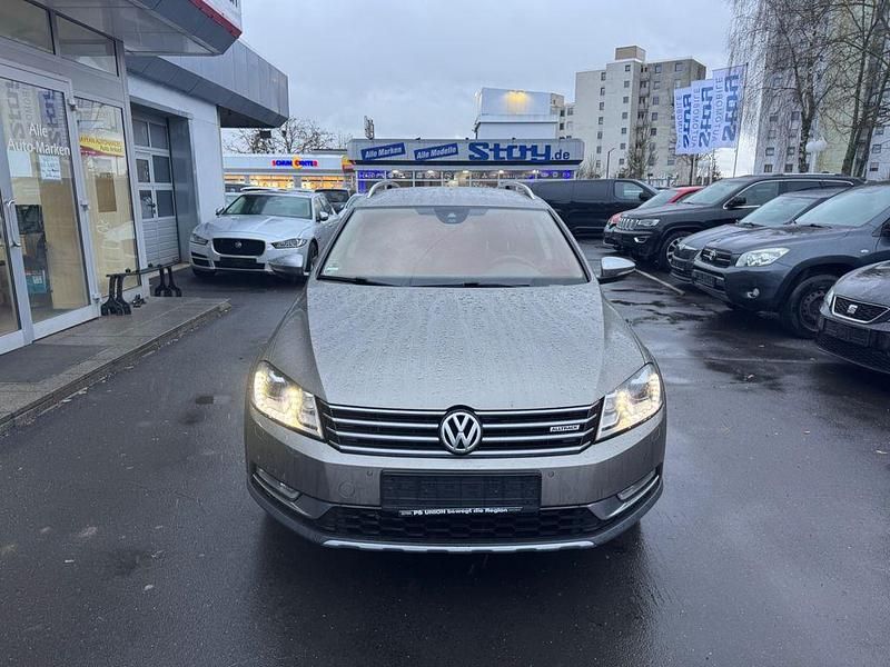 Gebraucht VW Passat Alltrack Basis 140 PS (102 kW) 2013 Braun Kombi