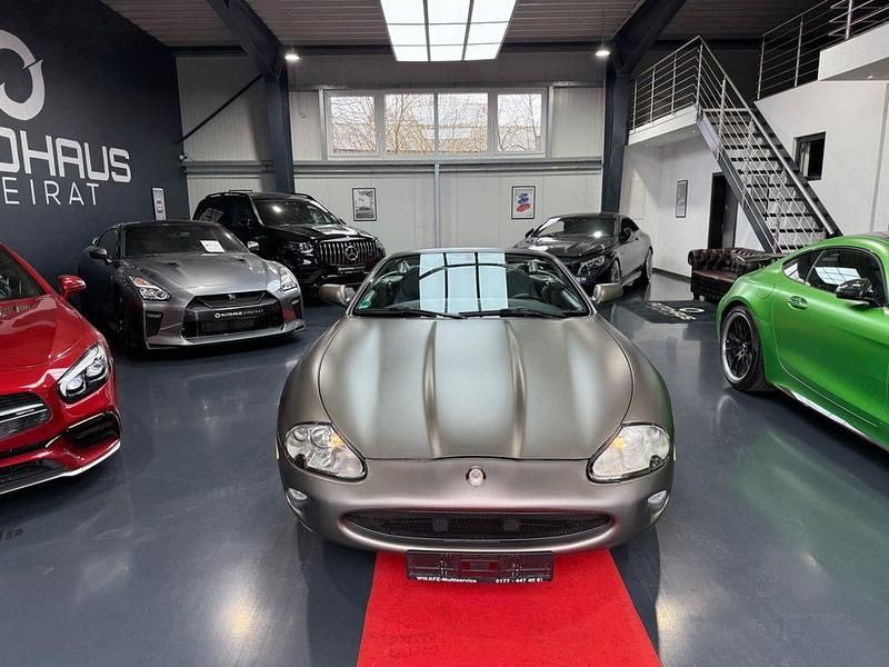 Gebraucht Jaguar XK8 386 PS (283 kW) 1997 Grau Cabrio