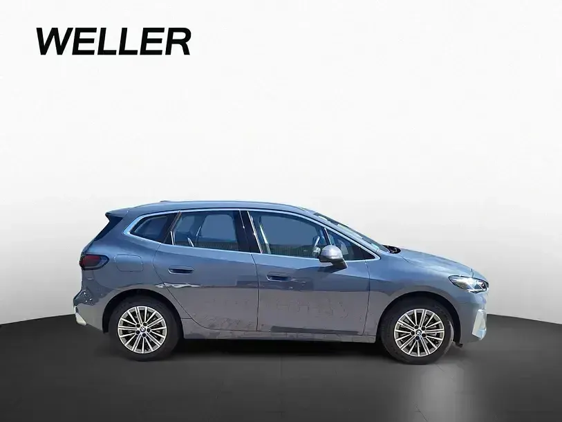 Gebraucht BMW 223 Active Tourer Comfort Edition 218 PS (160 kW) 2025 Sparkling kupfergrau (grau) Van / Kleinbus