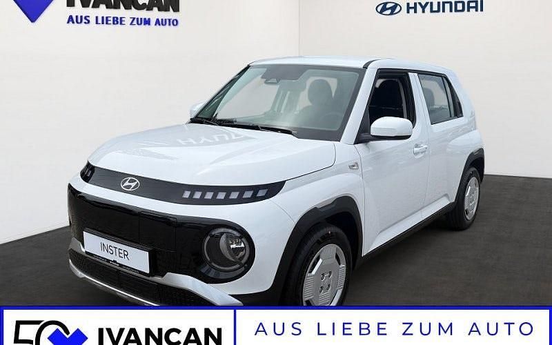 Gebraucht Hyundai Inster Select 71 kW (97 PS) 2025 Atlas white Kleinwagen