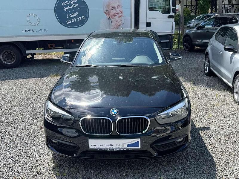 Gebraucht BMW 116 Advantage 109 PS (80 kW) 2018 Schwarz ii/bonnet fluid black Kleinwagen