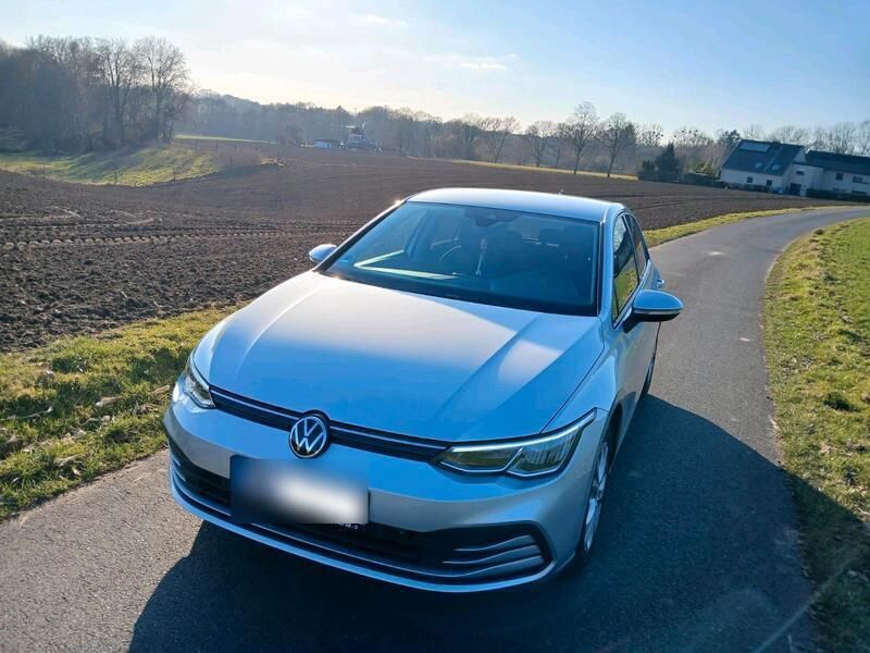Silber Gebraucht 2020 VW Golf VIII United Kleinwagen | 15.000 € (Guter Preis) - Bild 1/4