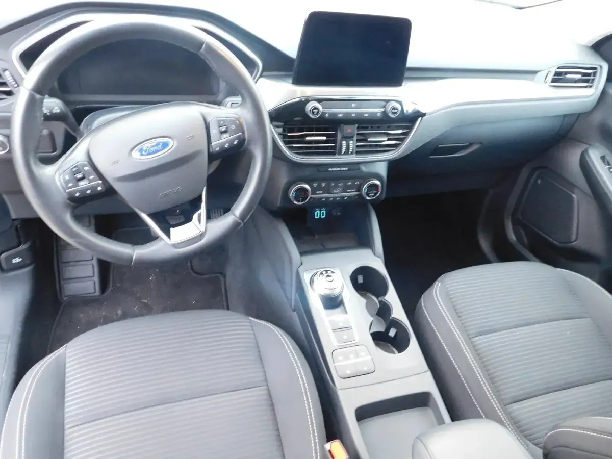 Gebraucht Ford Kuga Titanium 122 PS (89 kW) 2021 Grau SUV