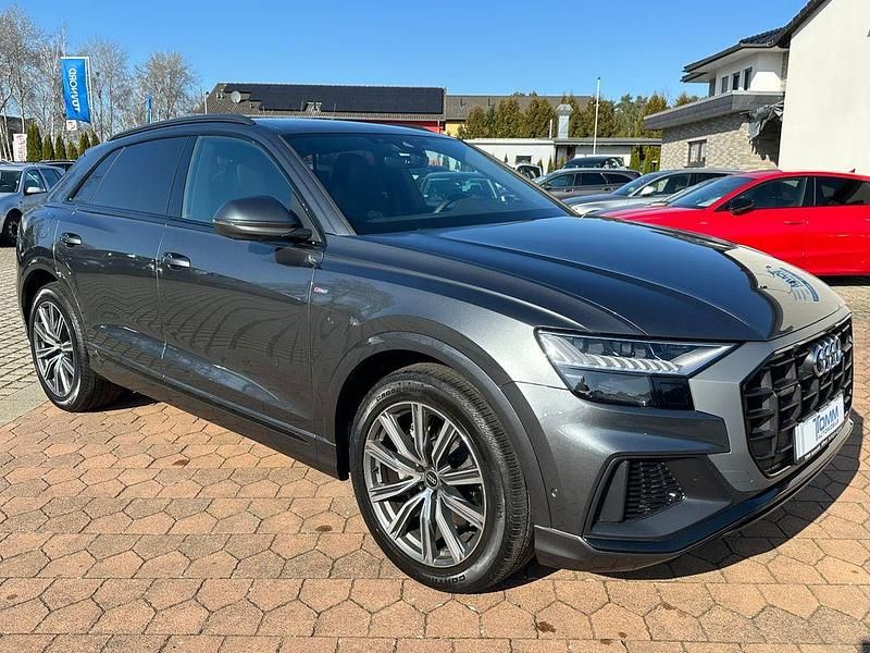 Gebraucht Audi Q8 Competition 381 PS (280 kW) 2023 Grau SUV