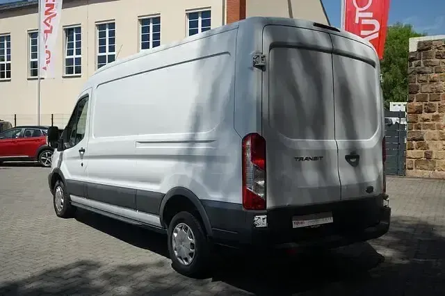 Gebraucht Ford Transit 131 PS (96 kW) 2017 Weiß Kleinwagen