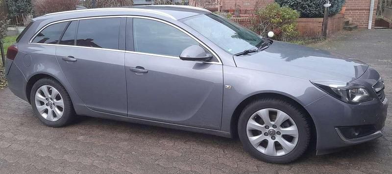 Gebraucht Opel Insignia 136 PS (100 kW) 2016 Grau Kombi