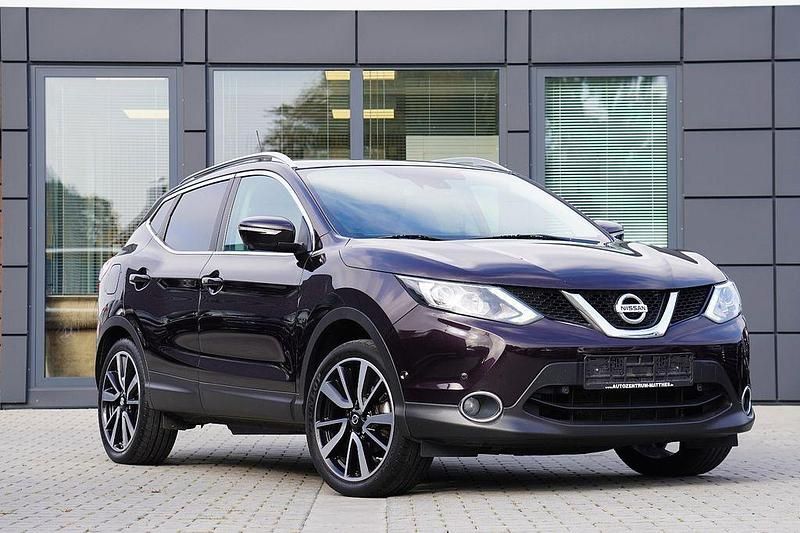 Schwarz Gebraucht 2014 Nissan Qashqai 360º SUV | 10.900 € (Teuer) - Bild 1/4