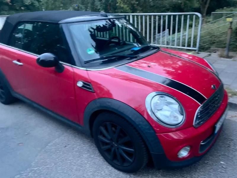 Gebraucht Mini Cooper Cabriolet 110 PS (80 kW) 2014 Rot Cabrio