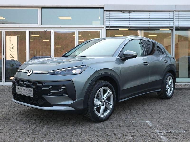 Neu VW T-Roc Style 150 PS (110 kW) 2026 Wolf grey metallic SUV