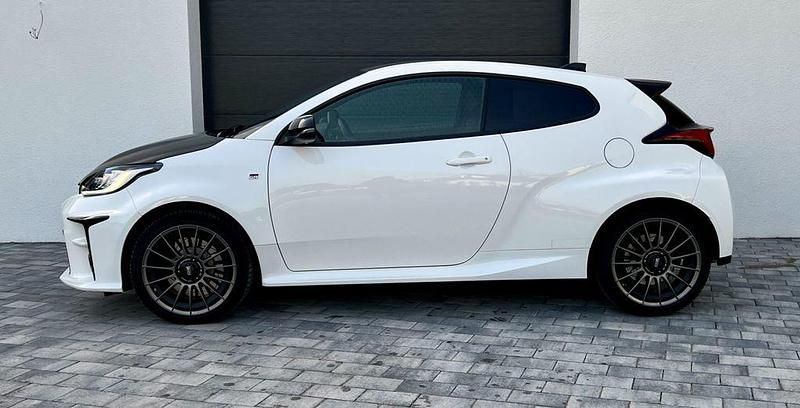 Gebraucht Toyota Yaris 261 PS (191 kW) 2024 Weiß Limousine