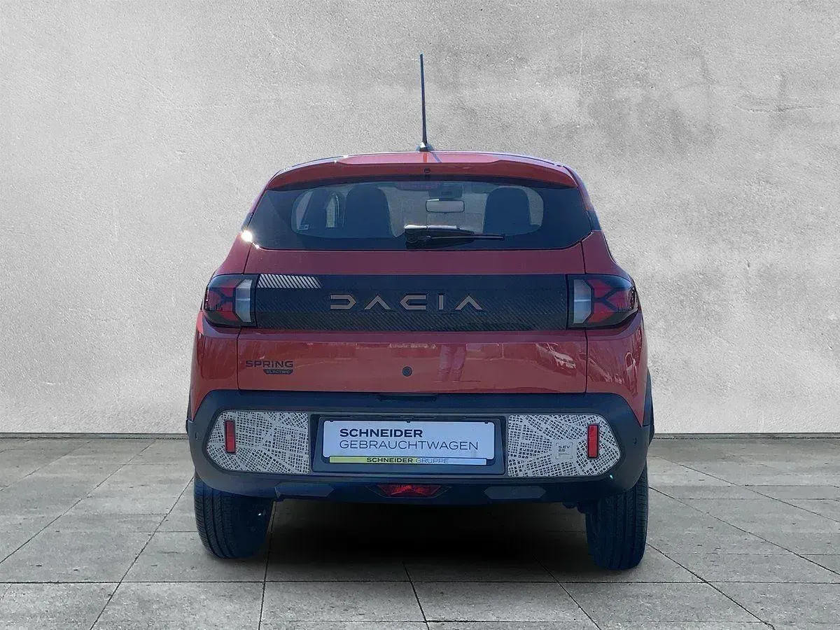 Second-hand Dacia Spring Extreme 47 kW (65 CP) 2024 Roșu Hatchback